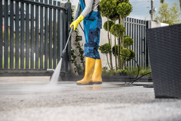 Garage Pressure Washing in Lakeland North, WA